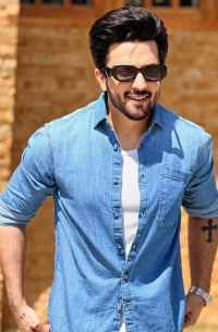 Dheeraj Dhoopar.png