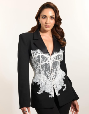 Kiara Advani.png